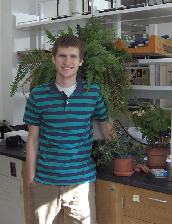 Brandon Schabes with Summer 2009 NSF REU Nanoscience research